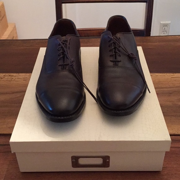 Allen Edmonds “Park Avenue” size 8 D